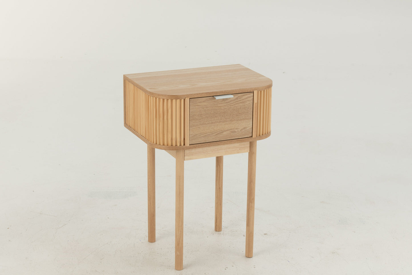 Nachtkastje Hout | Rond Dennenhout met Modern Design | Stijlvolle Opbergoplossing voor Slaapkamer 7