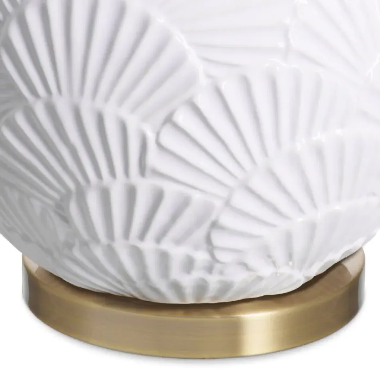 Minimalistische Tafellamp met Keramisch Zeeschelpenpatroon | Tijdloze Off-White Kleur voor Elegante Verlichting