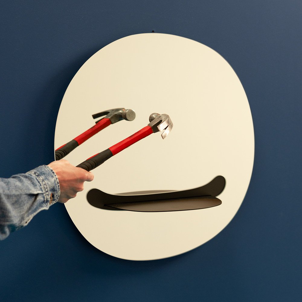 SMILING MIRROR