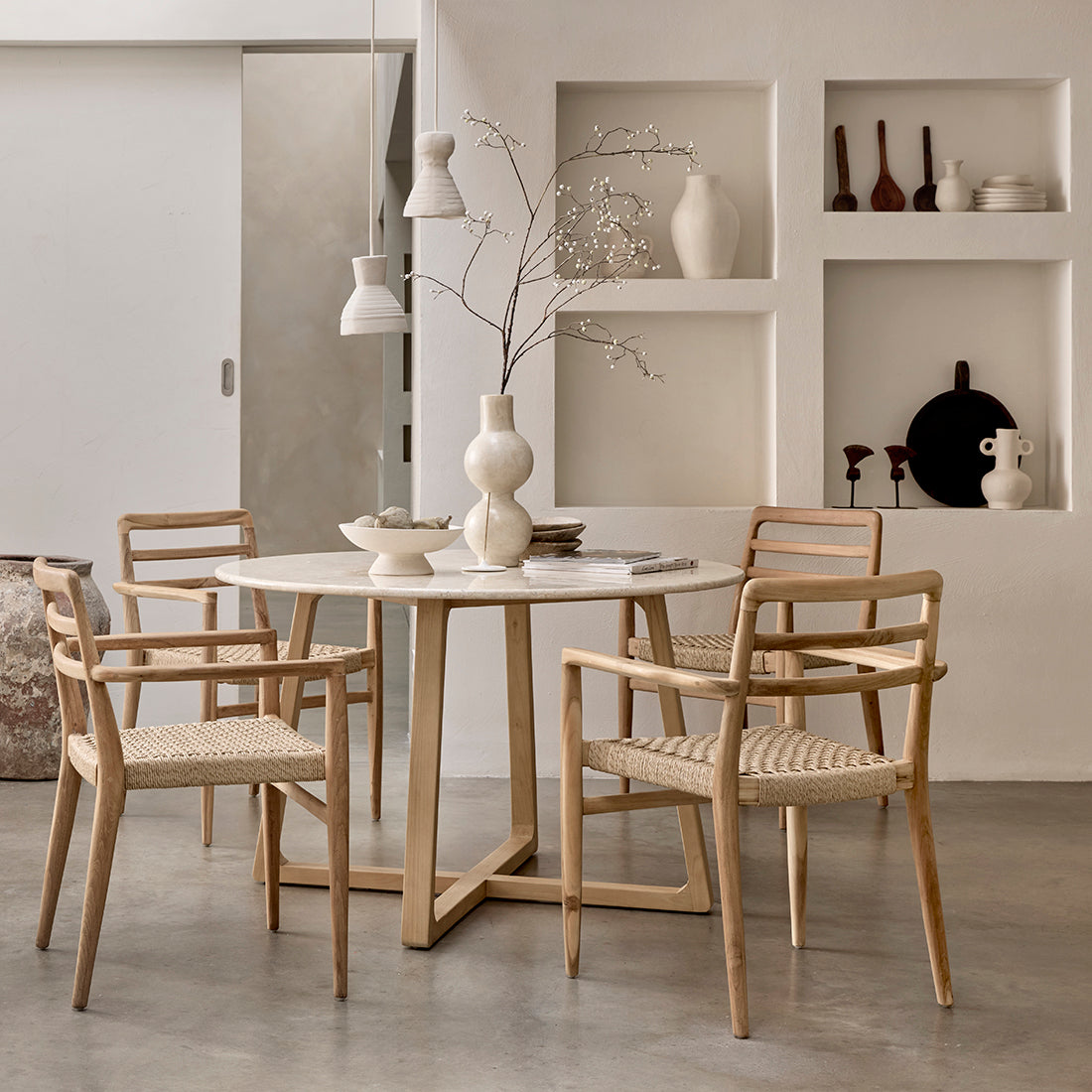 Elegante Ronde Eettafel met Marmeren Tafelblad - Ø 120 cm voor Stijlvolle Eetervaring 1