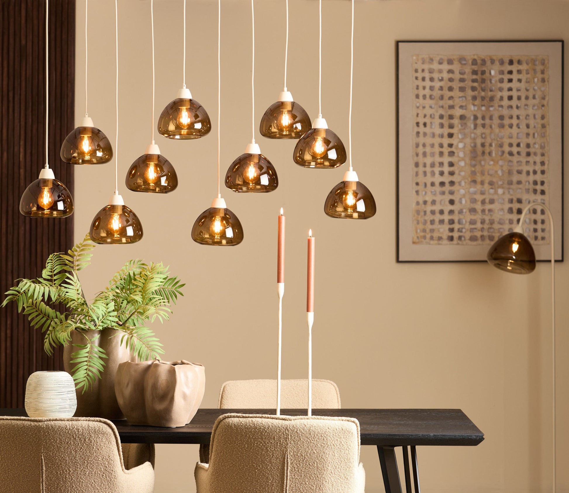 Stijlvolle Hanglamp voor Woonkamer met Warme Kleur en Modern Ontwerp 1