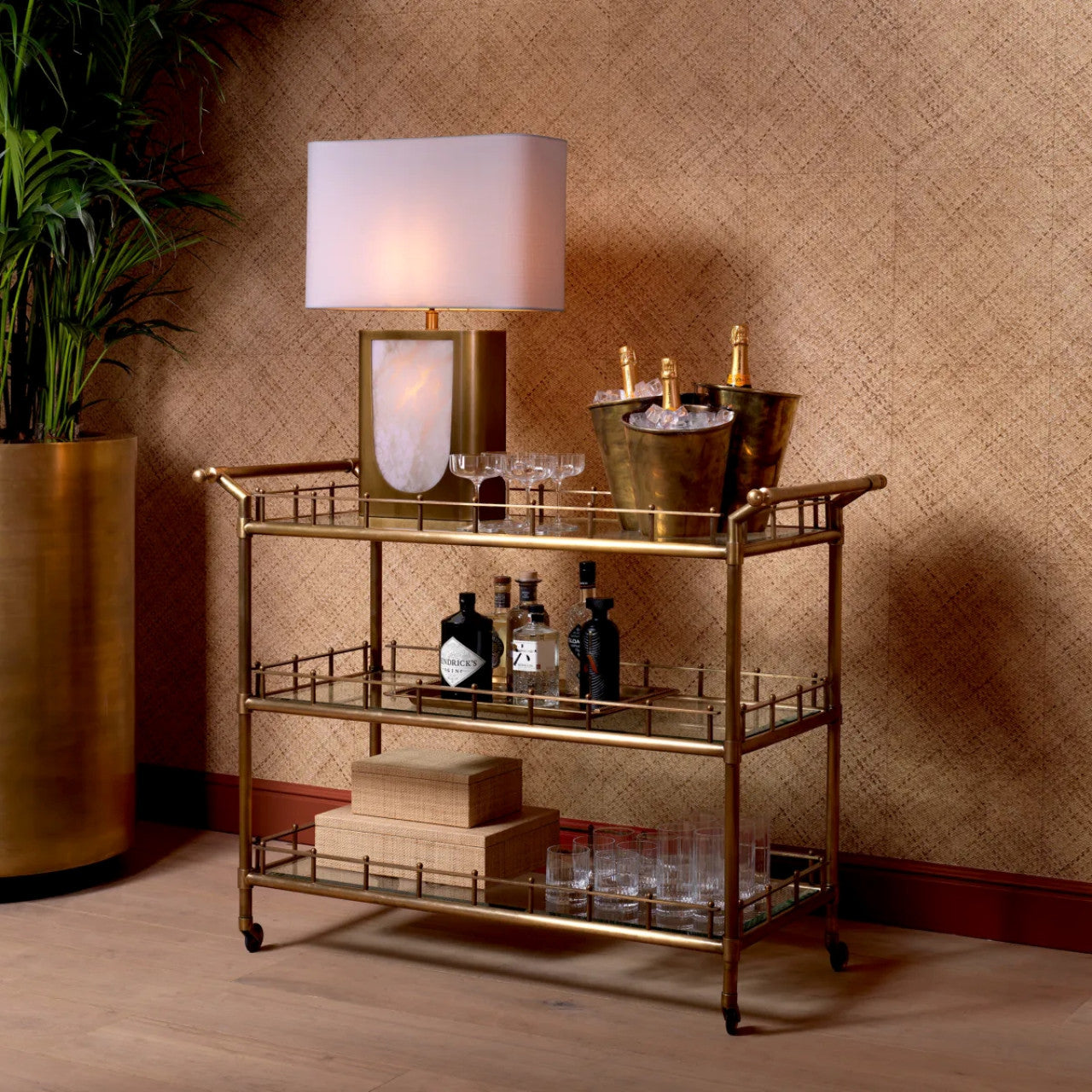 Trolley Scarlett L | Vintage Messing & Glazen Blad voor Tijdloze Stijl 2