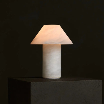 Eleonora Stijlvolle Albasten Lamp | Uniek ontwerp met zachte gloed