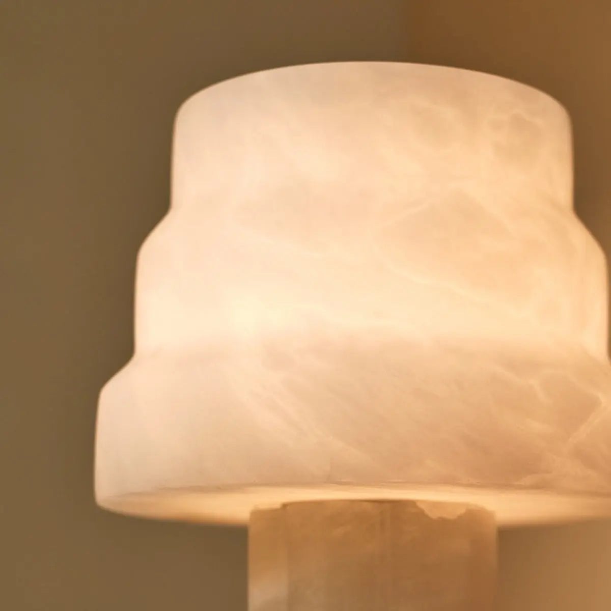 Alessandra Albasten Lamp | Elegante moderne verlichting